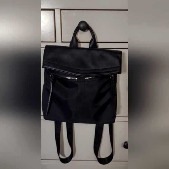 Botkier New York Black backpack purse. - Picture 2 of 14